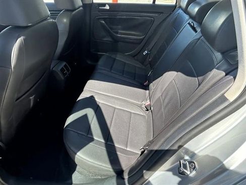 Used 2011 Volkswagen Jetta TDI image 22