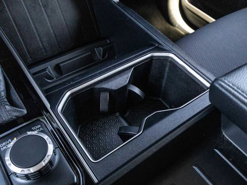 Used 2022 Toyota Tundra SR5 w/ SR5 Convenience Package image 30