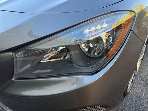 Used 2019 Mercedes-Benz CLA 250 image 29