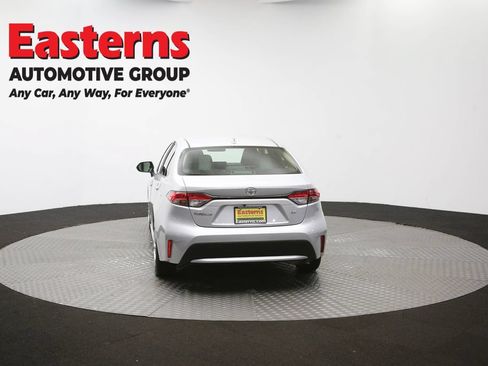 Used 2022 Toyota Corolla LE FWD image 37