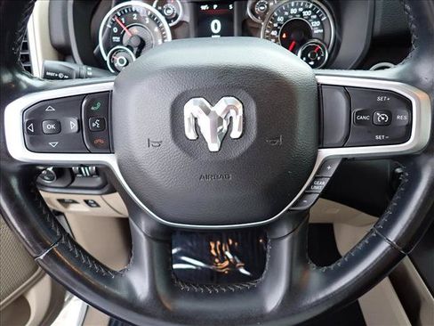 Used 2019 RAM 1500 Big Horn AWD/4WD image 17