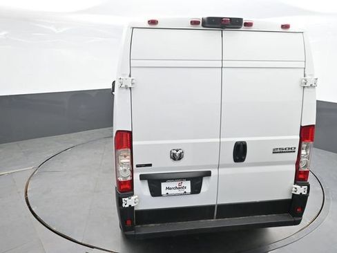 Used 2024 RAM ProMaster 2500 w/ Convenience Group FWD image 30