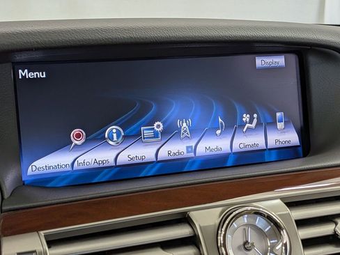 Used 2014 Lexus LS 460 AWD w/ Comfort Package image 21