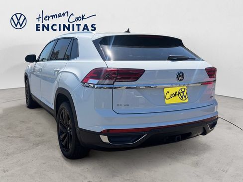 Certified 2023 Volkswagen Atlas Cross Sport SE w/ Black Wheel Package AWD/4WD image 3