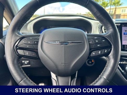 Used 2021 Chrysler Pacifica Touring w/ S Appearance Package FWD image 31