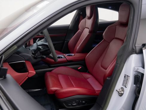 Certified 2023 Porsche Taycan Turbo S image 5