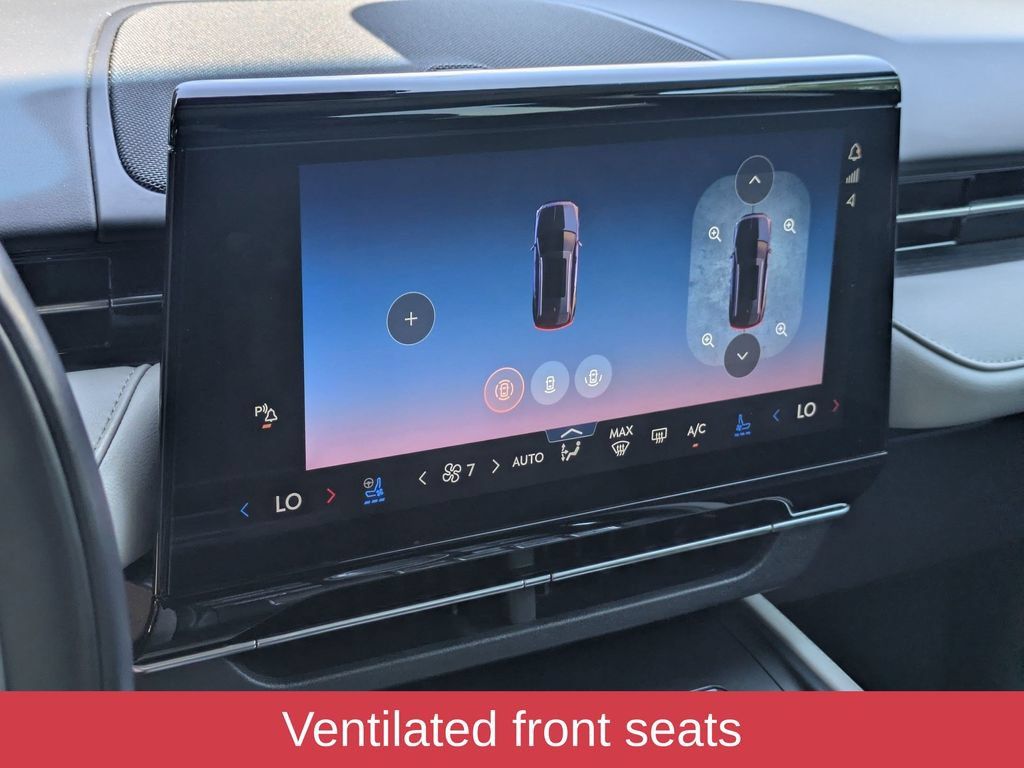 Used 2024 Lincoln Nautilus Reserve AWD/4WD image 22