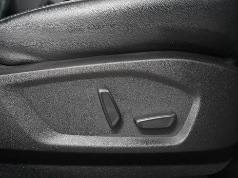 Certified 2023 Ford Edge Titanium AWD/4WD image 23