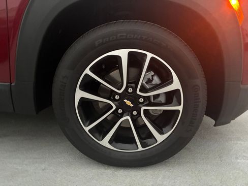 Used 2025 Chevrolet TrailBlazer LT image 28