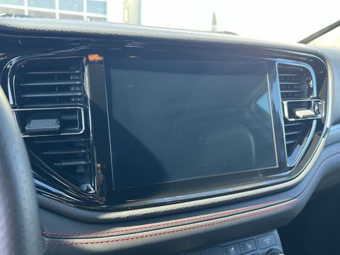 Used 2025 Dodge Durango GT image 15