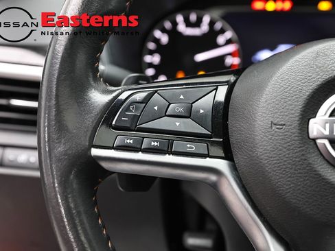 Used 2024 Nissan Altima 2.5 SR w/ SR Premium Package FWD image 15