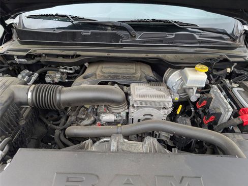 Used 2022 RAM 1500 Limited AWD/4WD image 35