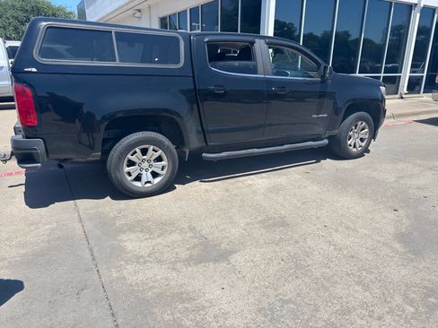 Used 2019 Chevrolet Colorado LT w/ LT Convenience Package RWD image 4