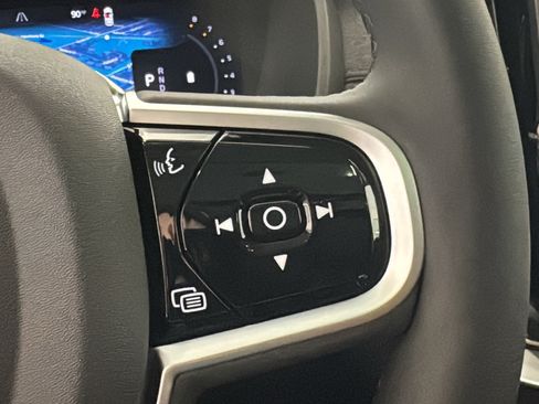 New 2026 Volvo XC90 B5 Core AWD/4WD image 14