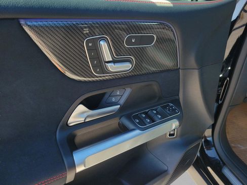 New 2026 Mercedes-Benz GLB 35 AMG 4MATIC image 15