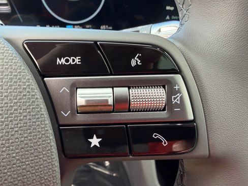 Used 2026 Hyundai Ioniq 5 Limited AWD/4WD image 17