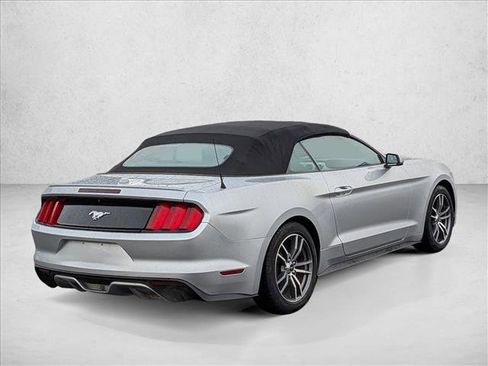Used 2016 Ford Mustang Premium image 5
