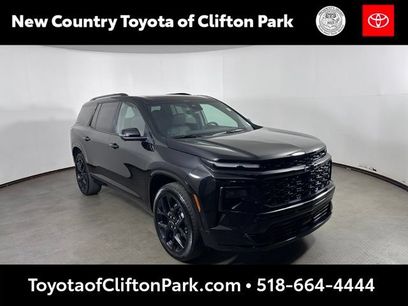 Used 2025 Chevrolet Traverse RS