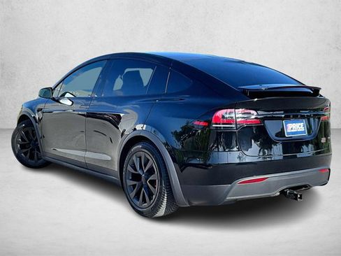 Used 2023 Tesla Model X Plaid image 13