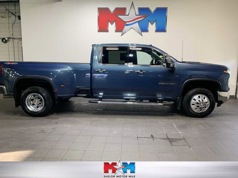 Used 2025 Chevrolet Silverado 3500 LTZ w/ LTZ Convenience Package image 1