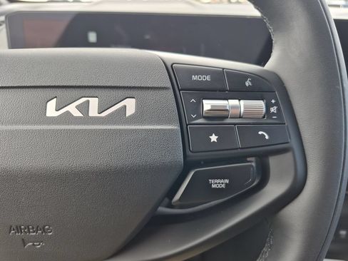 New 2026 Kia Sportage X-Line w/ X-Line Technology Package AWD/4WD image 19