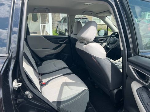 Used 2019 Subaru Forester w/ Alloy Wheel Package AWD/4WD image 11