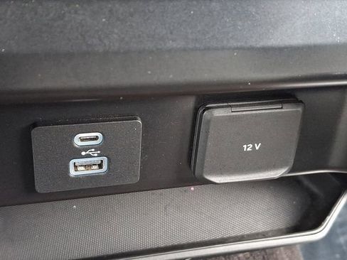 Used 2021 Ford F150 XLT w/ XTR Package image 26