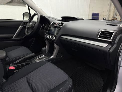 Used 2016 Subaru Forester 2.5i Premium AWD/4WD image 7