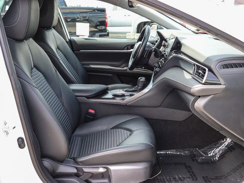 Certified 2023 Toyota Camry SE w/ Convenience Package image 16