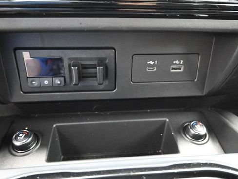 Used 2023 Nissan Titan PRO-4X w/ Pro-4x Convenience Package AWD/4WD image 44