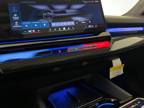 New 2026 BMW M5 w/ Executive Package image 31