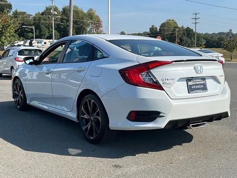 Used 2020 Honda Civic Sport image 4