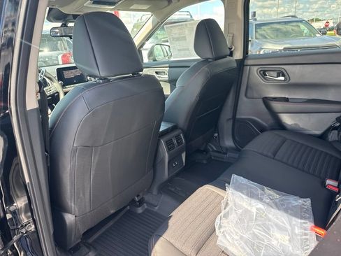 New 2026 Nissan Rogue SV AWD/4WD image 14