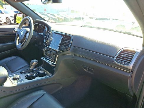 Used 2019 Jeep Grand Cherokee Limited X image 11