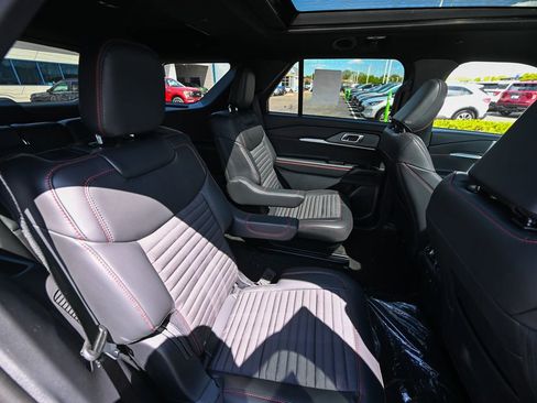 New 2026 Ford Explorer ST-Line AWD/4WD image 26