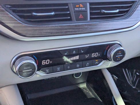 Certified 2021 Nissan Altima 2.5 SL image 24