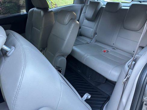 Used 2012 Honda Odyssey EX-L image 16