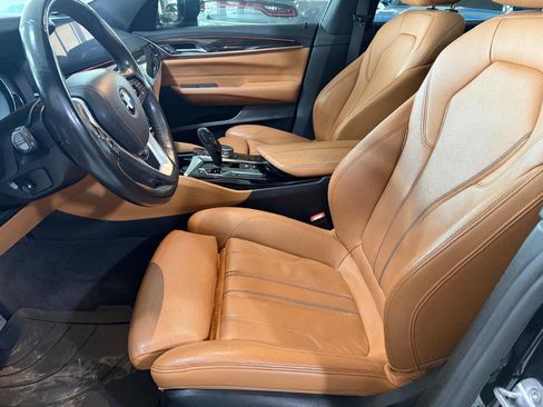 Used 2018 BMW 640i Gran Turismo xDrive image 16