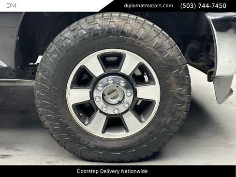 Used 2013 Ford F250 Lariat w/ Lariat Interior Pkg image 30