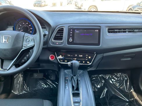 Used 2022 Honda HR-V EX image 15