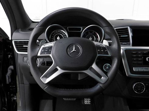 Used 2014 Mercedes-Benz ML 63 AMG 4MATIC image 37