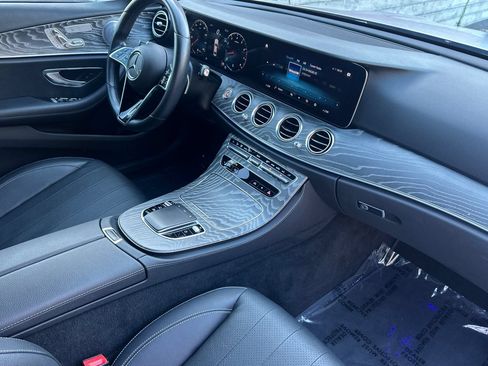 Used 2021 Mercedes-Benz E 350 Sedan w/ Premium Package image 18