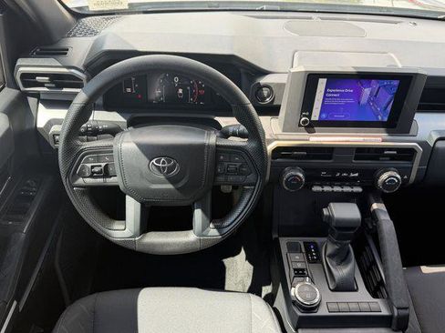 Certified 2026 Toyota Tacoma SR5 AWD/4WD image 10