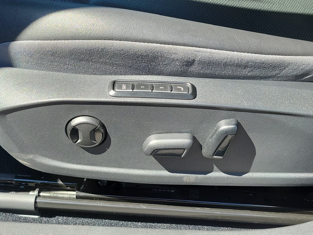 Certified 2023 Volkswagen ID.4 Pro S RWD image 20