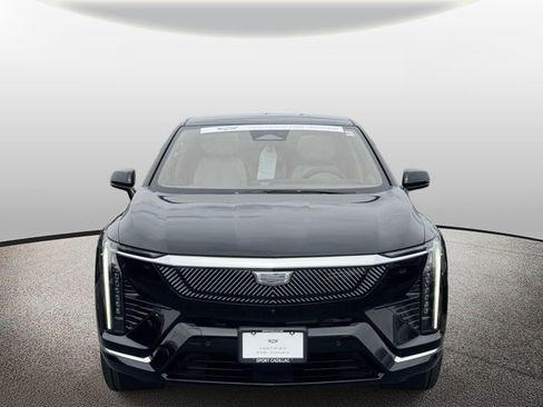 Certified 2025 Cadillac Optiq Luxury 1 AWD/4WD image 24