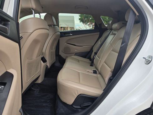 Used 2017 Hyundai Tucson Limited w/ Cargo Package FWD image 42