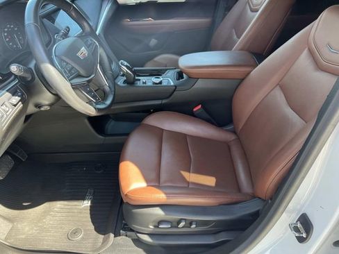 Certified 2023 Cadillac XT5 Premium Luxury w/ Technology Package AWD/4WD image 19
