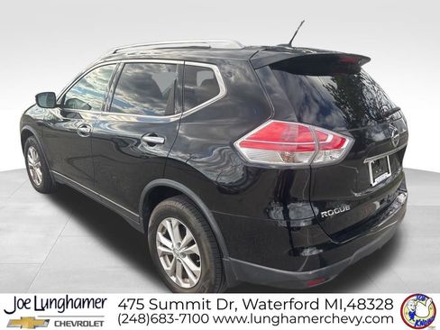 Used 2015 Nissan Rogue SV AWD/4WD image 5