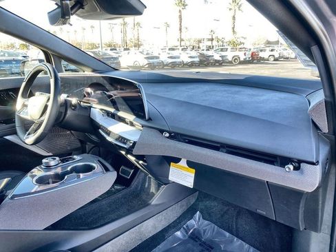 New 2026 Cadillac Optiq Luxury 1 image 41