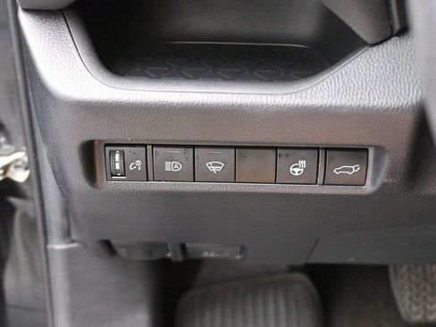 Used 2022 Toyota RAV4 Adventure w/ Convenience Package AWD/4WD image 28